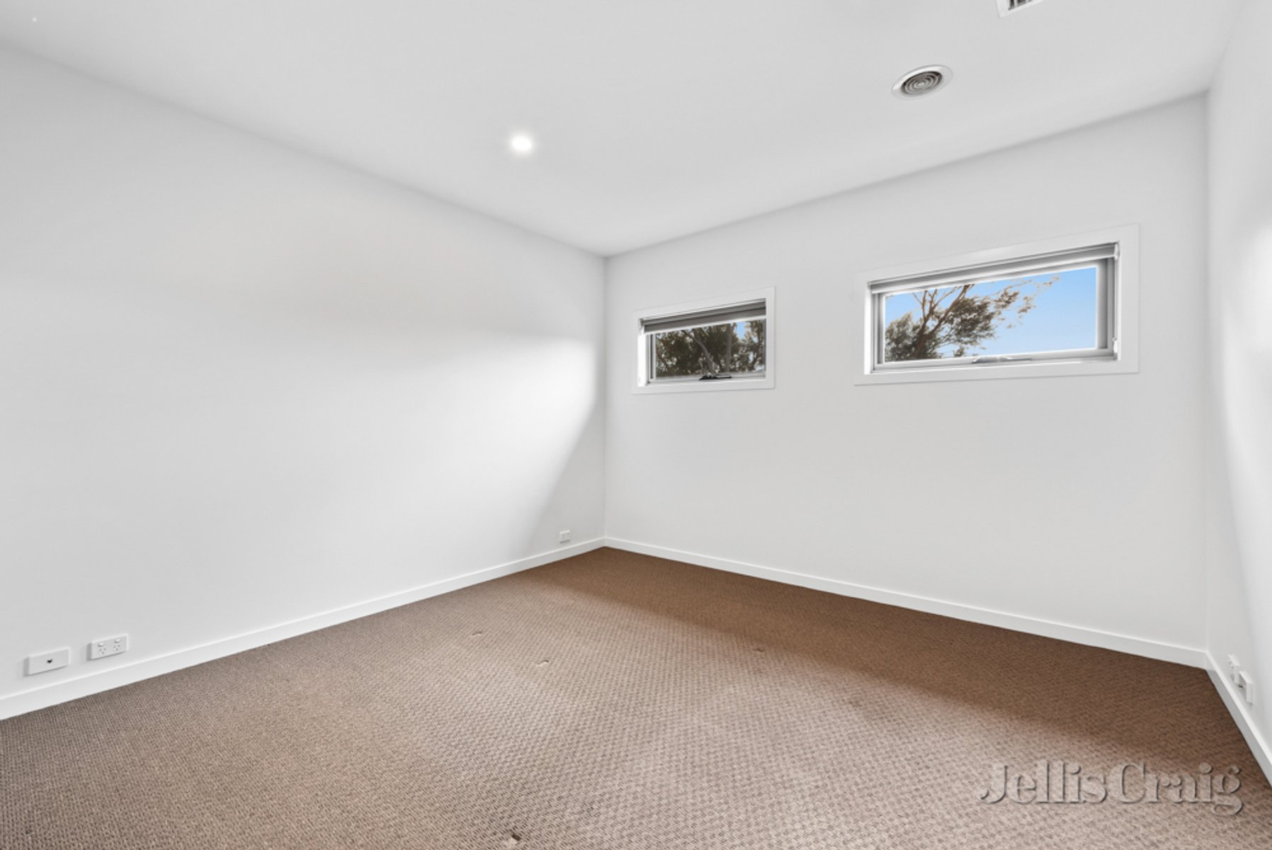 2/198 Sherbourne Road, Eltham image 7