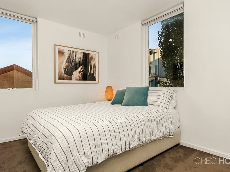 2/199 Montague St, South Melbourne image 5