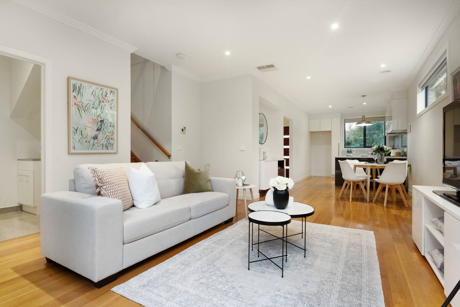 Property Gallery Thumbnail 3