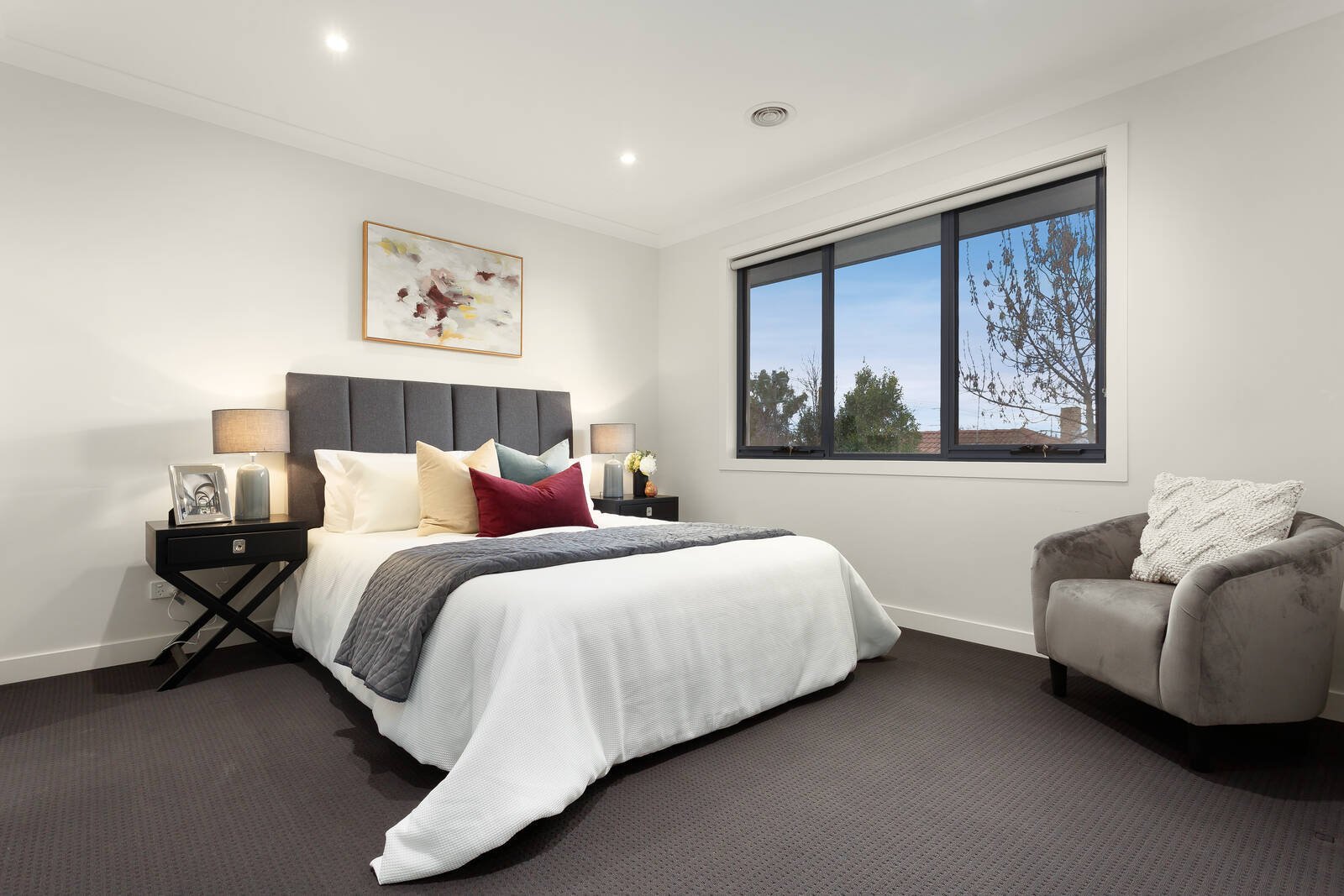 Property Gallery Thumbnail 7