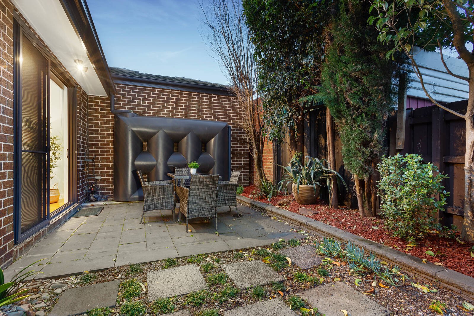 Property Gallery Thumbnail 11