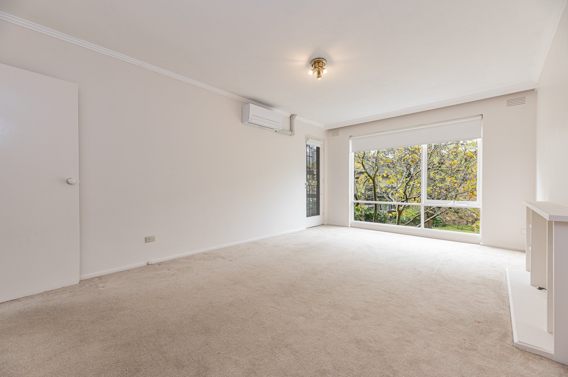 21/995 Burke Rd , CAMBERWELL VIC 3124 Noel Jones