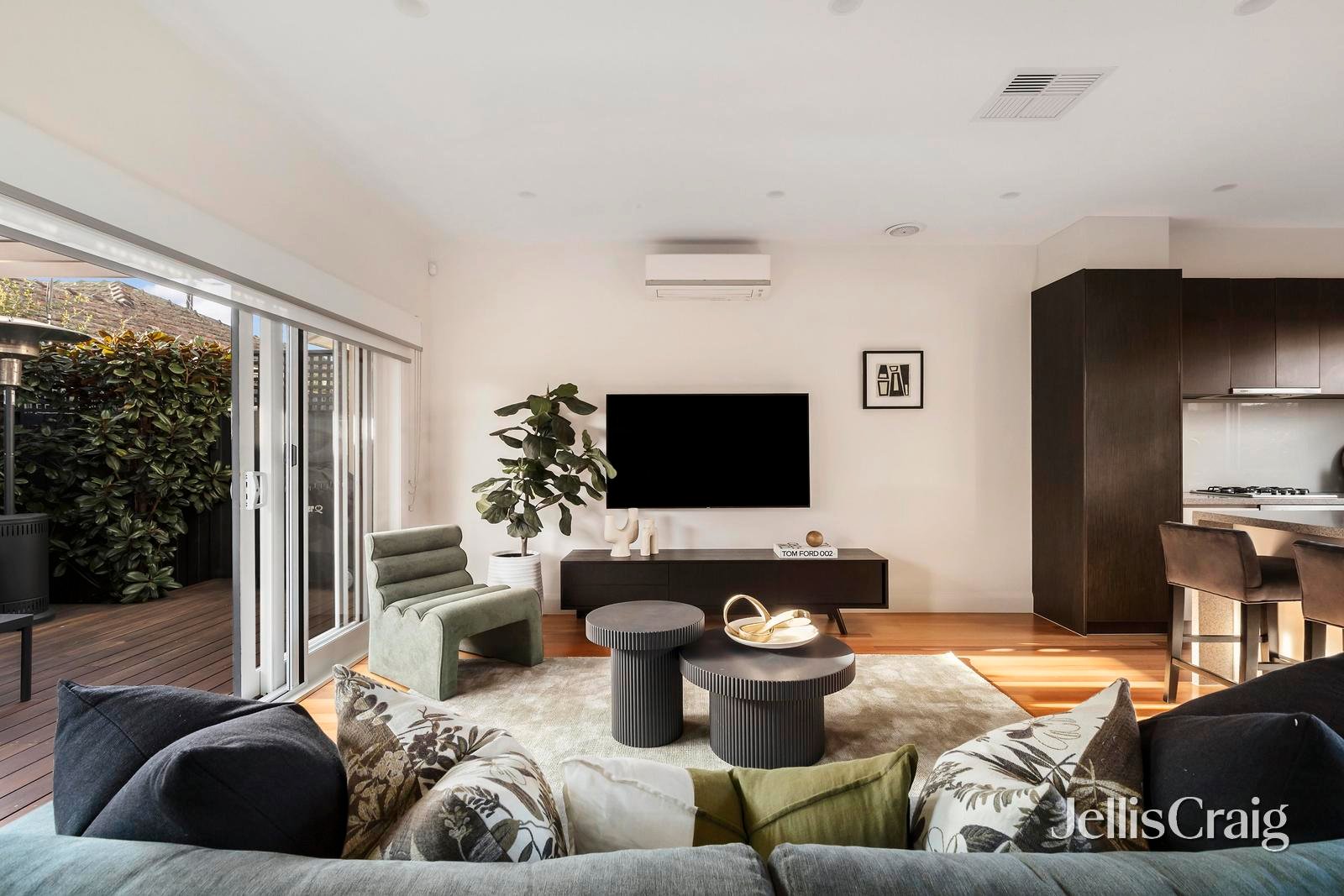 2/1a Barb Street, Maribyrnong image 2
