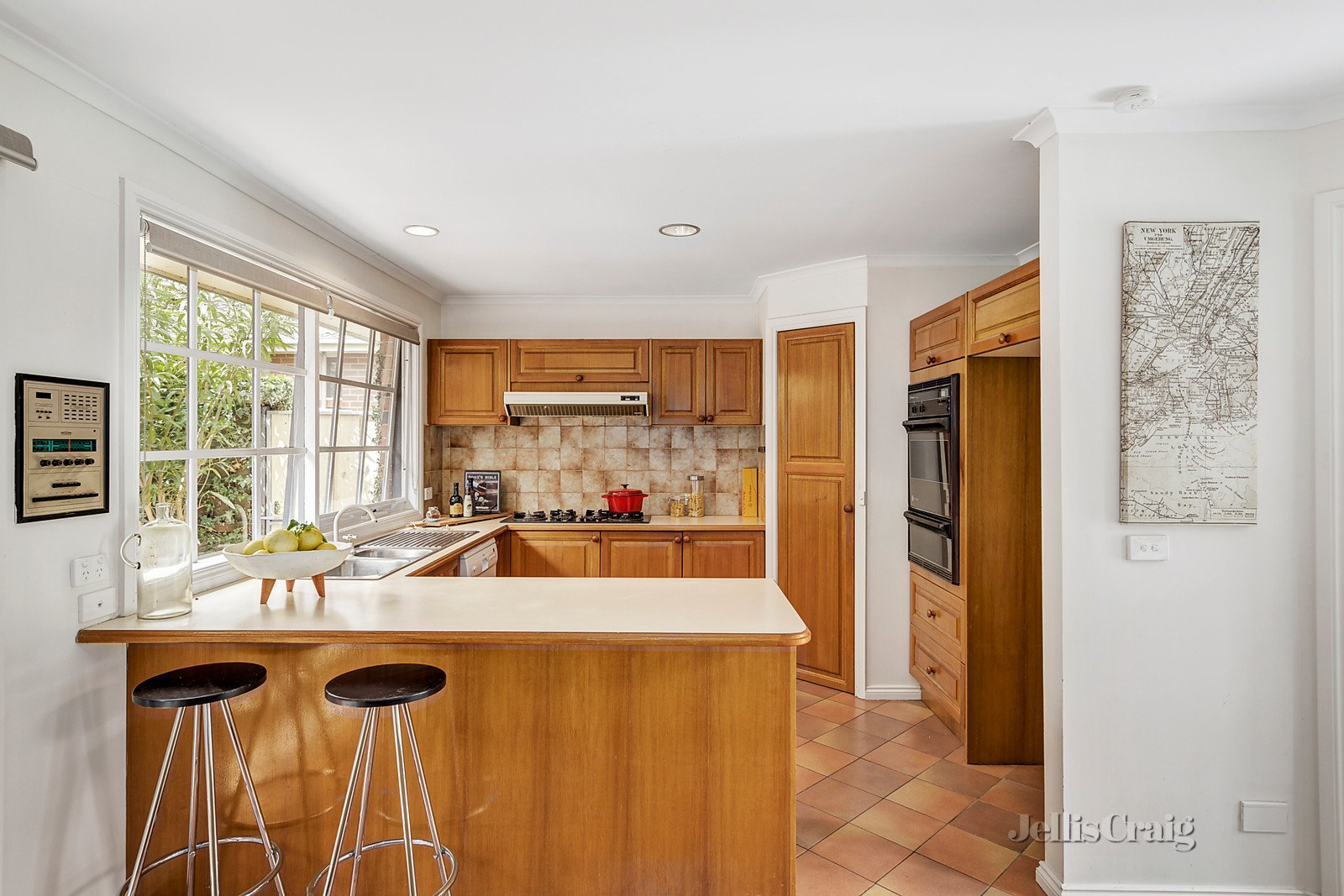 21A Clifton Road, Hawthorn East image 3