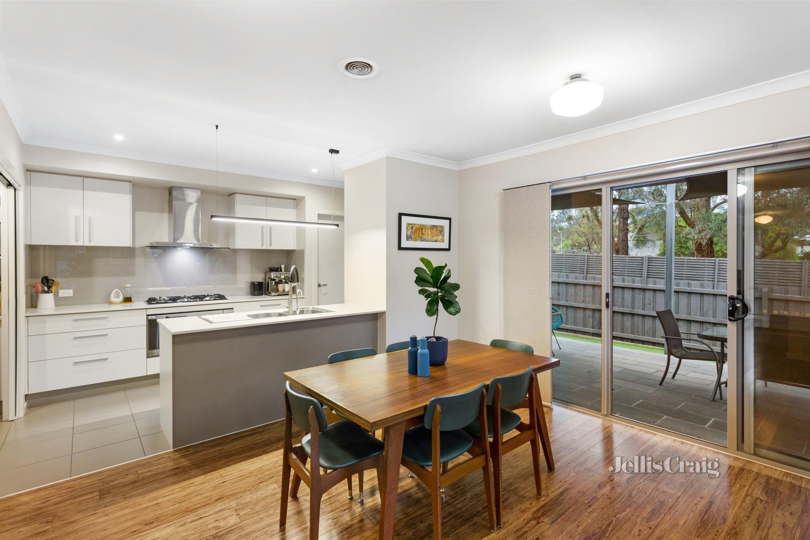 21a Coolabah Drive, Eltham image 2
