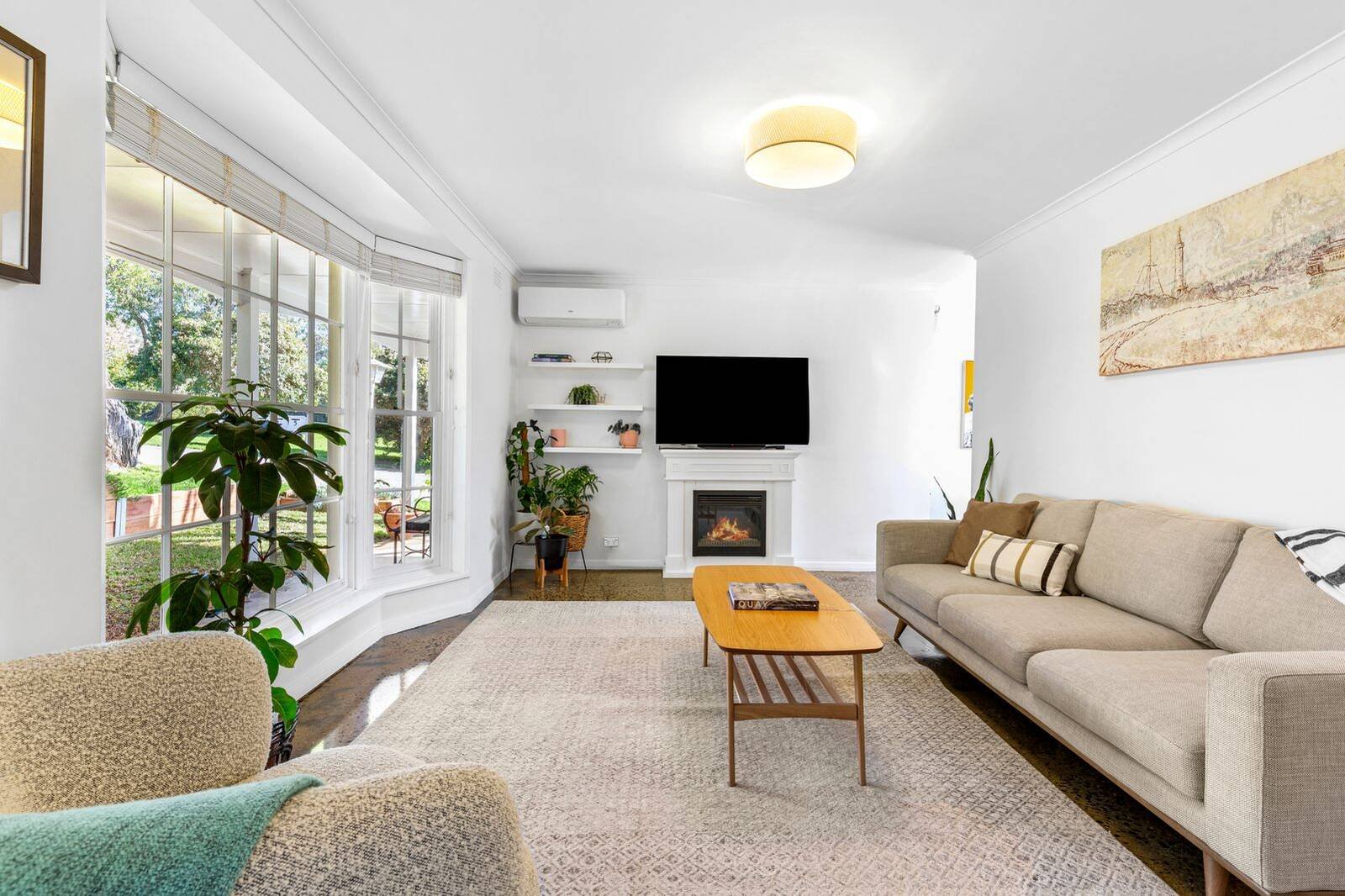 Property Gallery - Main Image