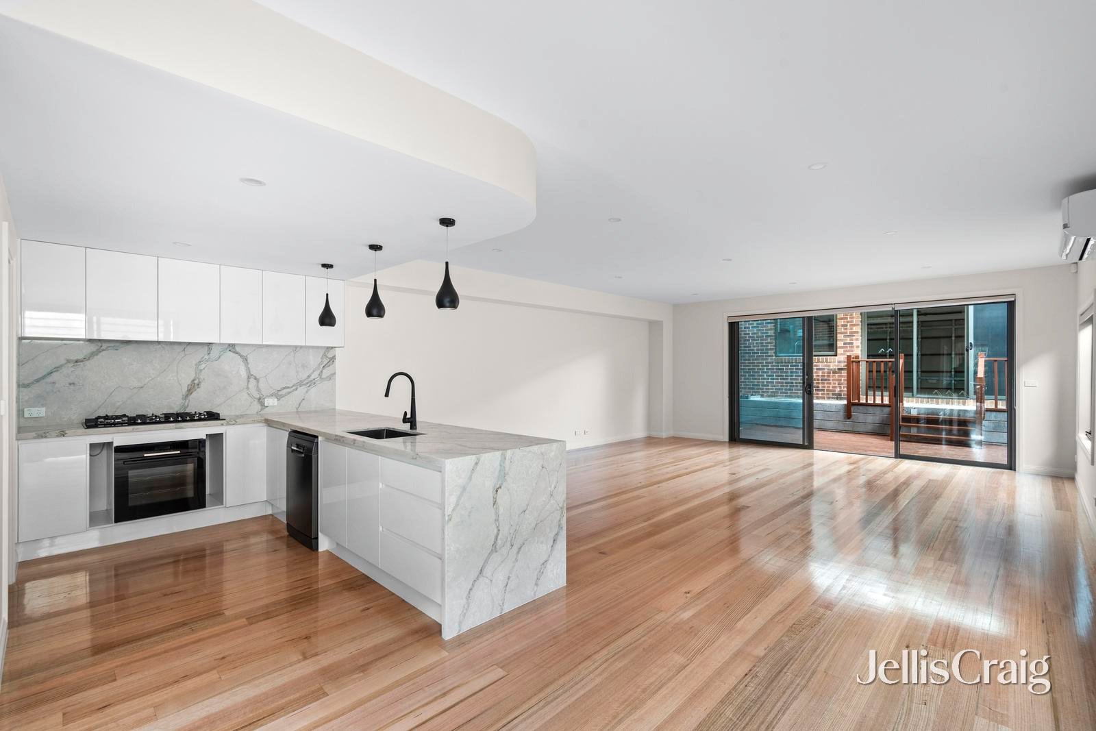 21A Loch Street, Coburg image 2