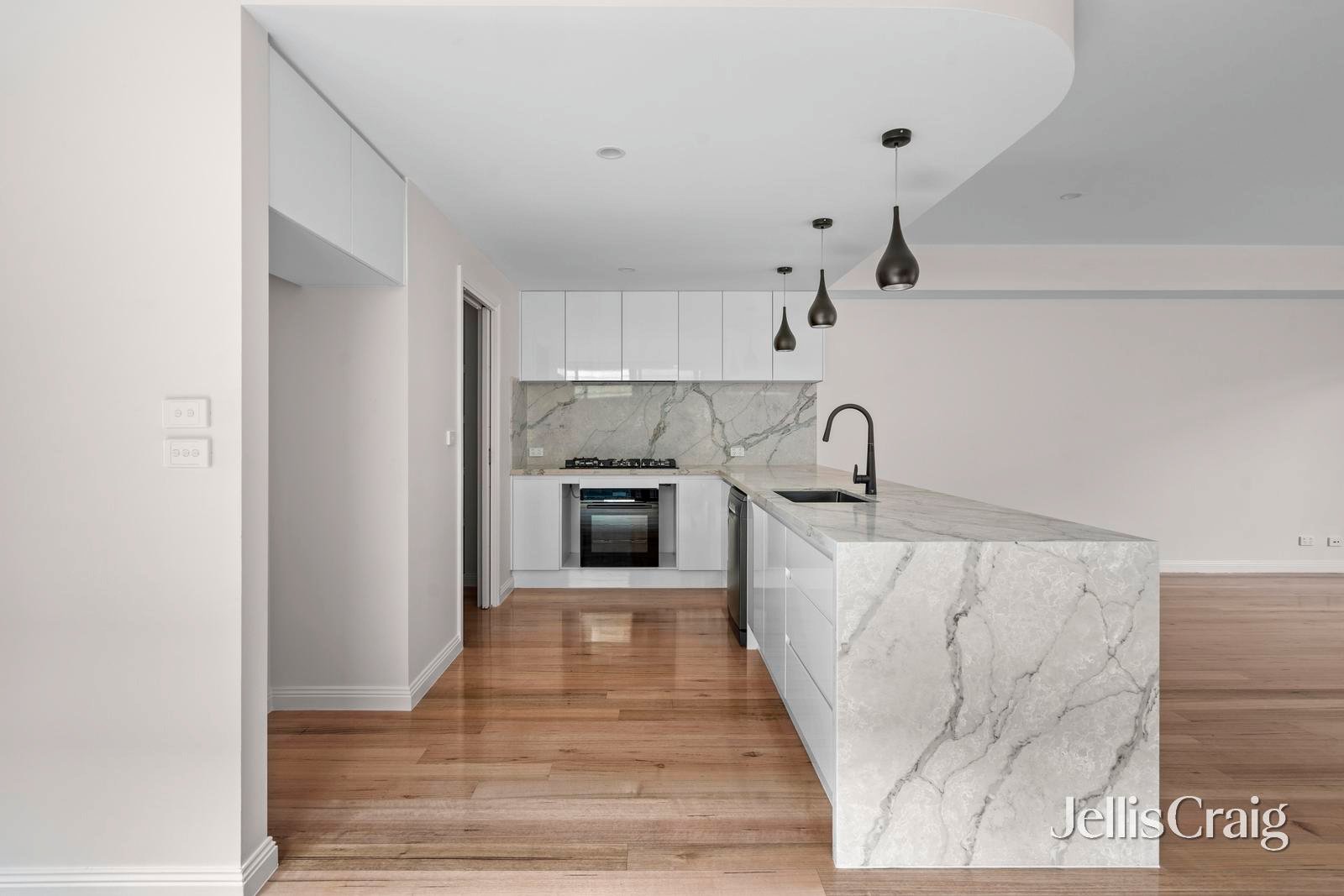 21A Loch Street, Coburg image 4