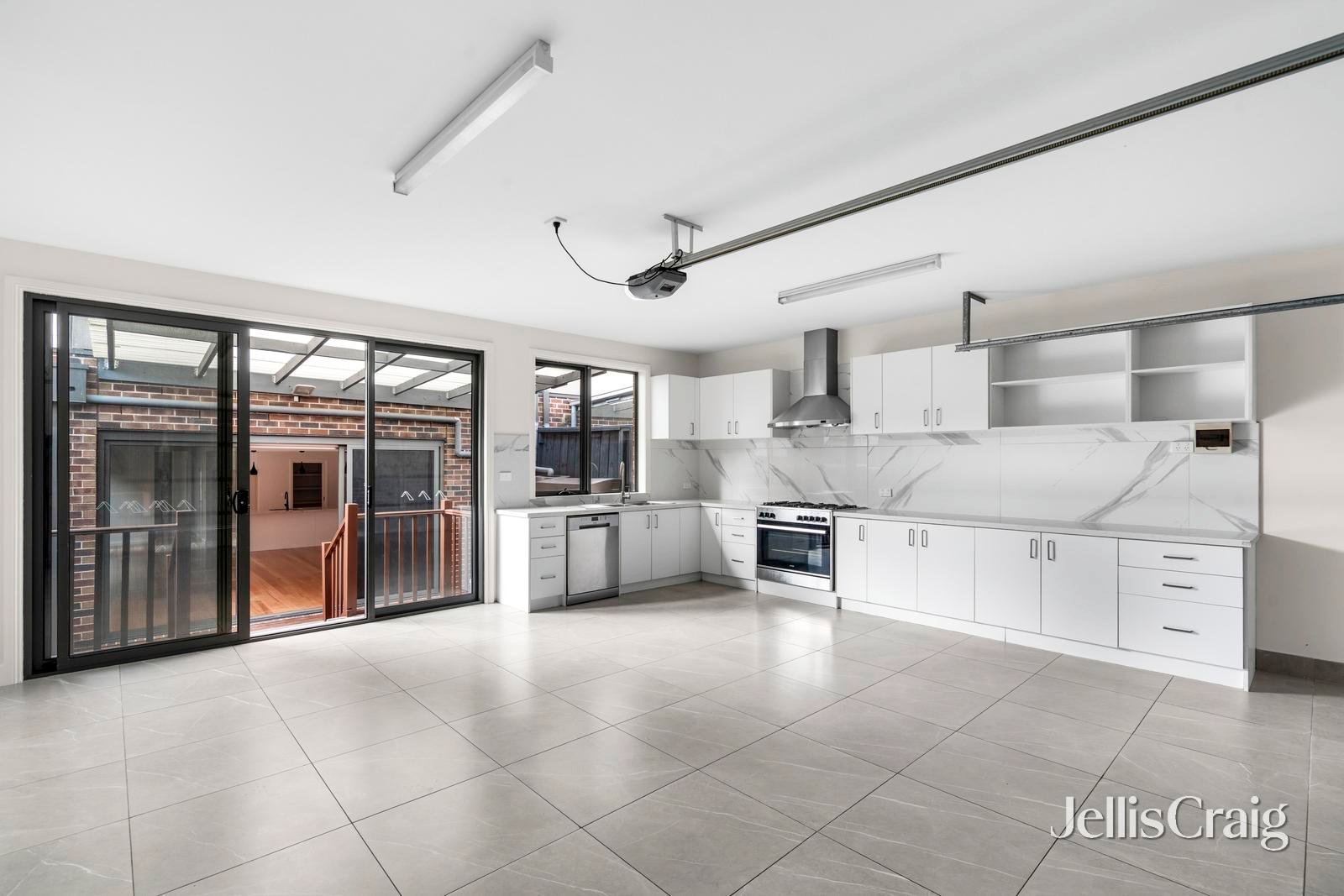 21A Loch Street, Coburg image 13