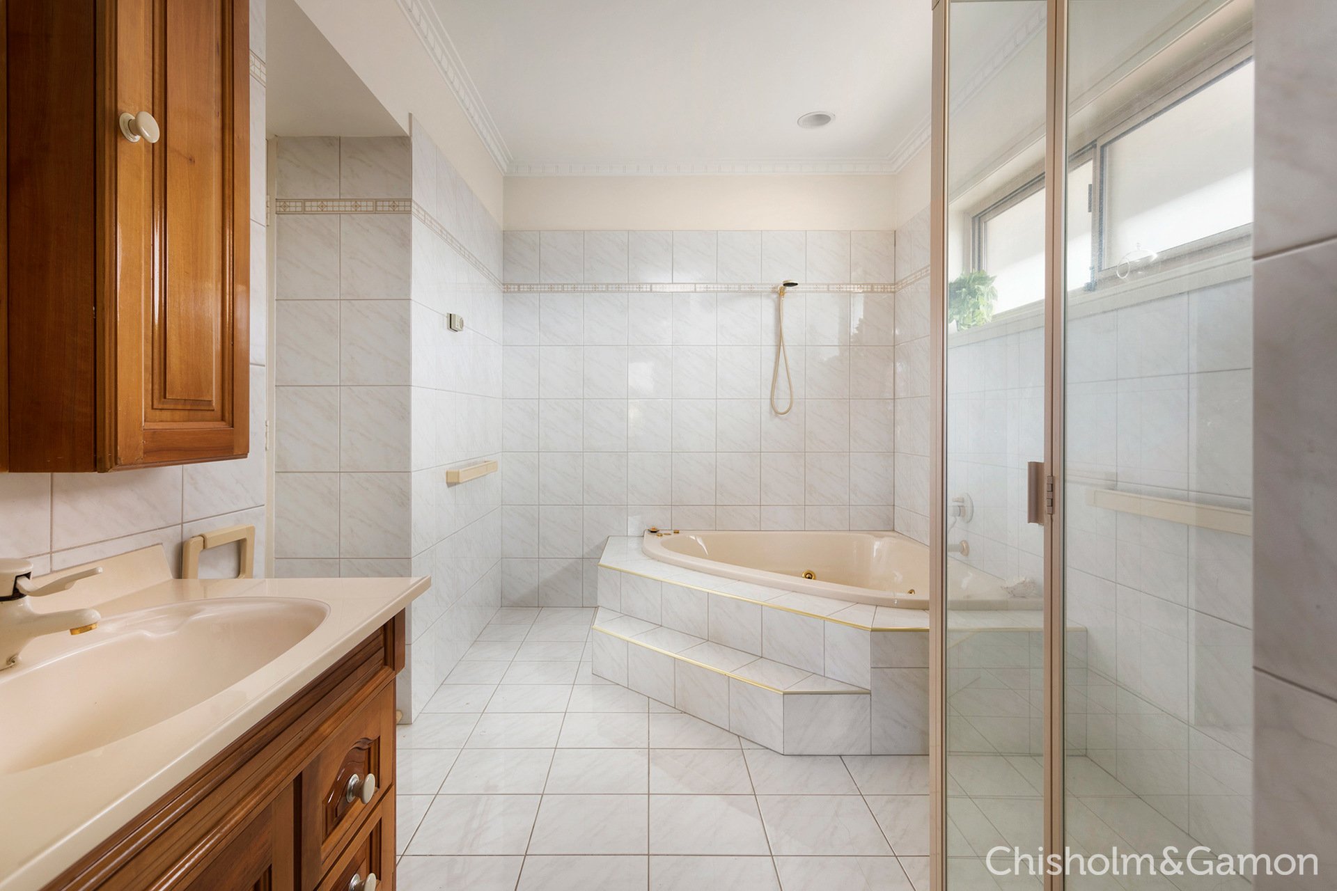21A Pine Avenue, Elwood image 15