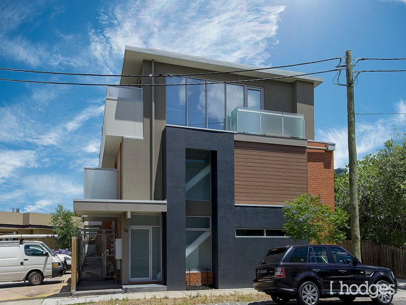 2/1a Regent Street, Ascot Vale image 6