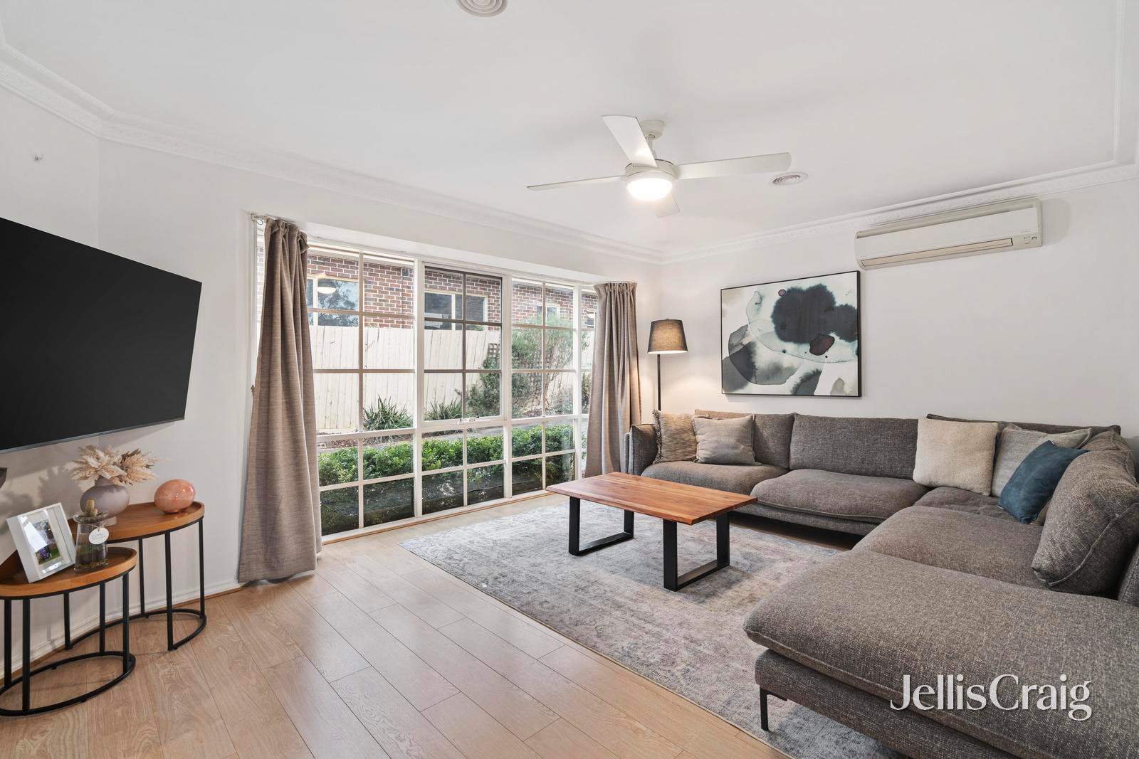 2/1a Service Road, Blackburn image 3