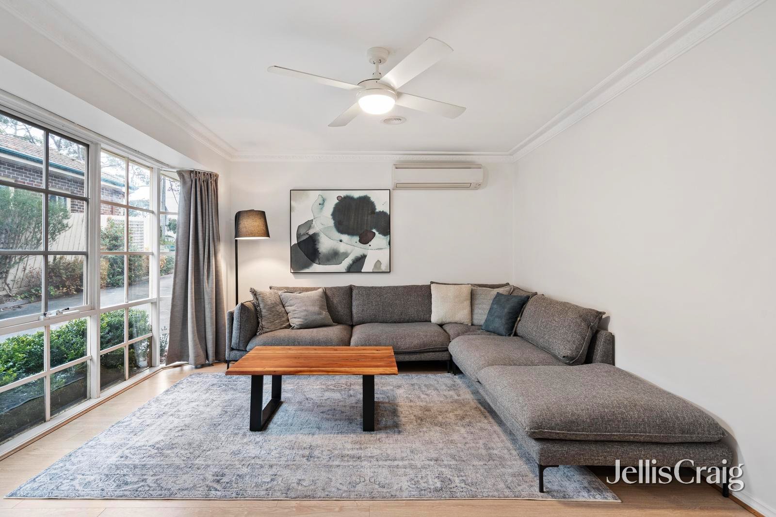 2/1a Service Road, Blackburn image 4
