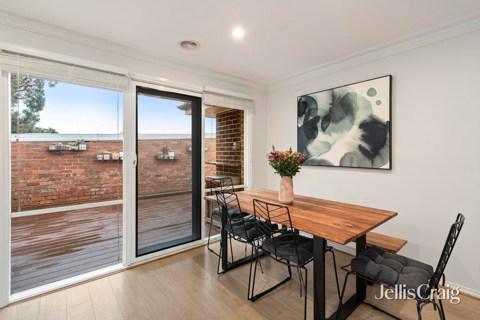 2/1a Service Road, Blackburn image 5
