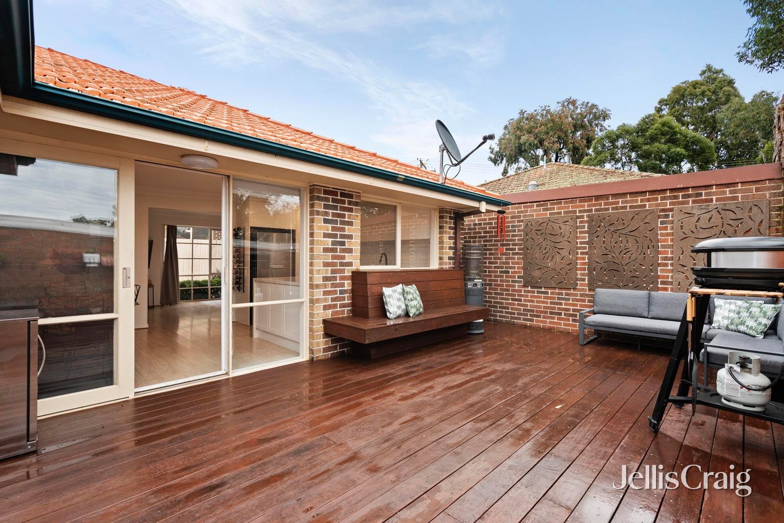 2/1a Service Road, Blackburn image 14