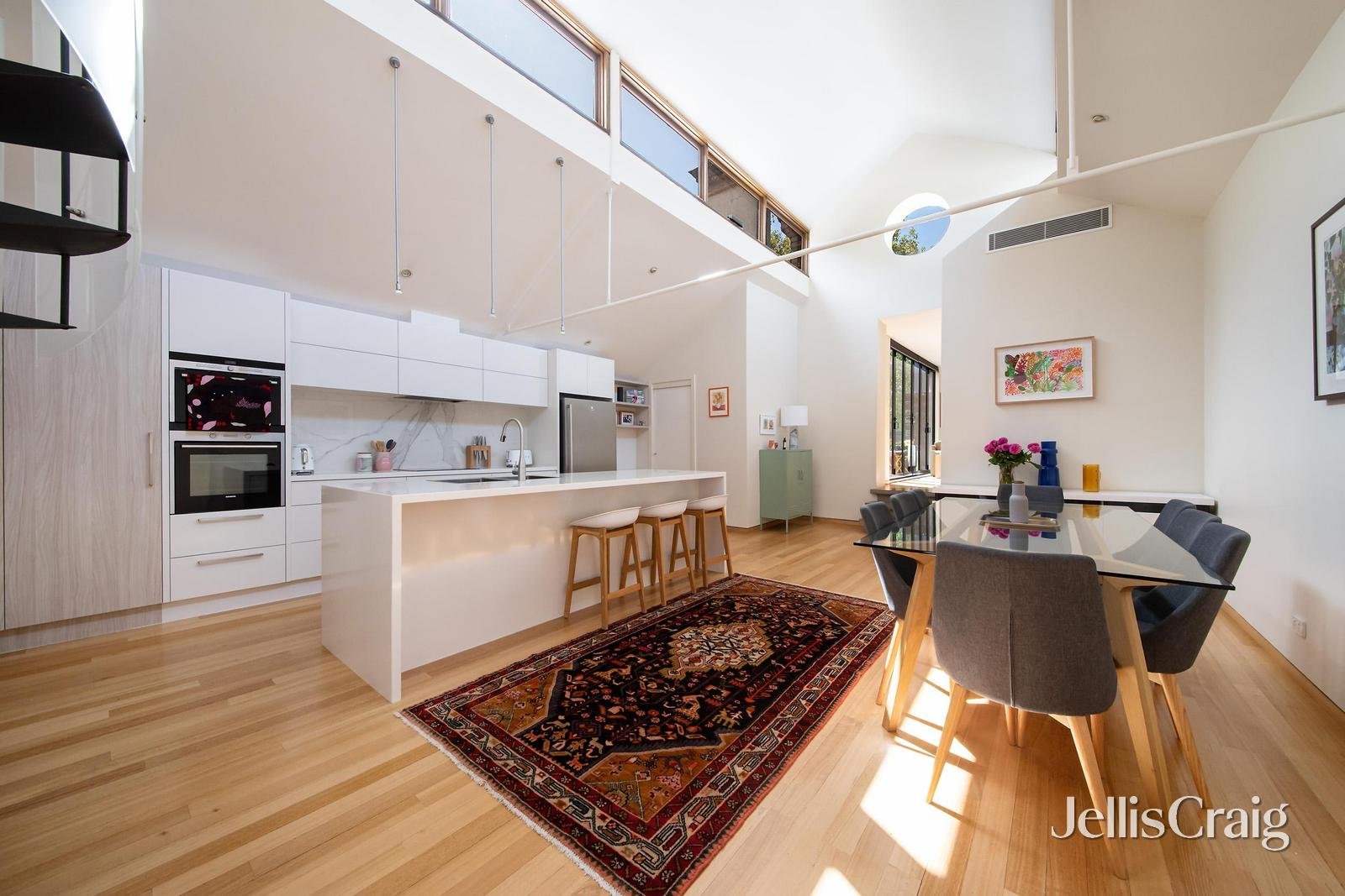 2/1A Stanley Street, Collingwood image 2