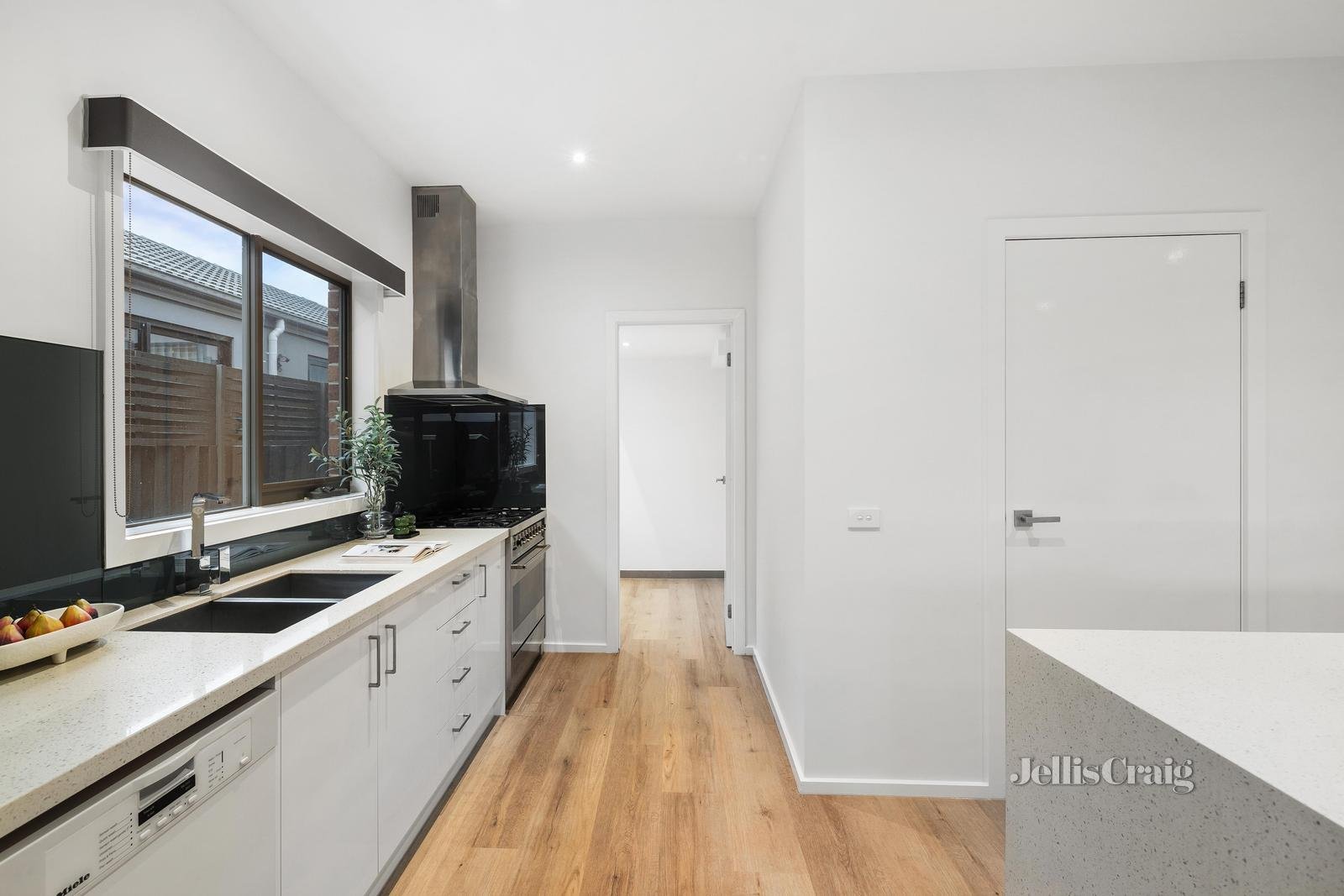21b Almurta Road, Bentleigh East image 5
