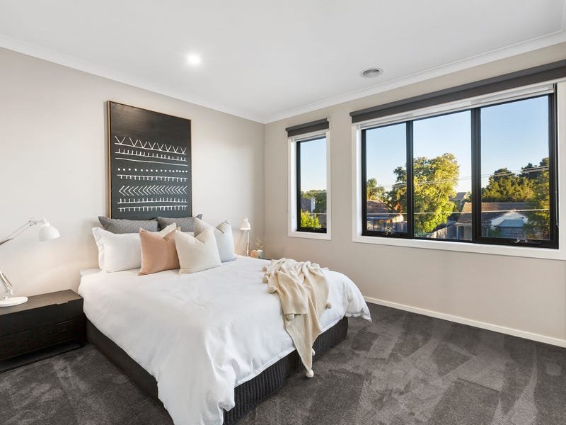 Property Gallery Thumbnail 9