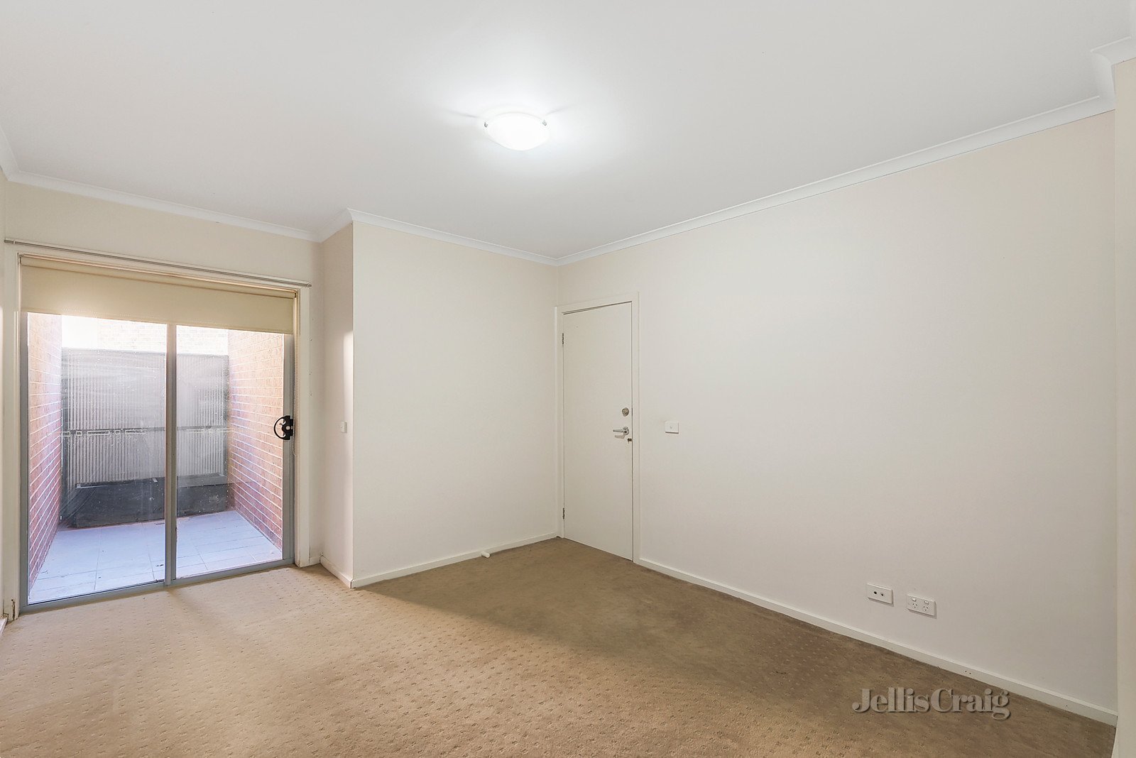 2/1B Wilkinson Street, Reservoir image 5