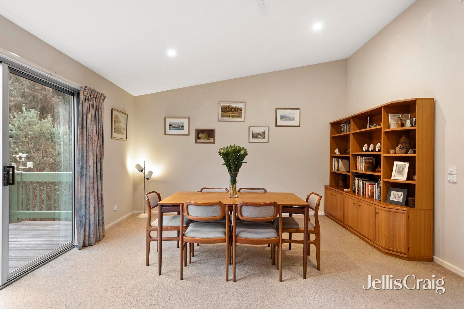 22-24 Feversham Avenue, Park Orchards image 4