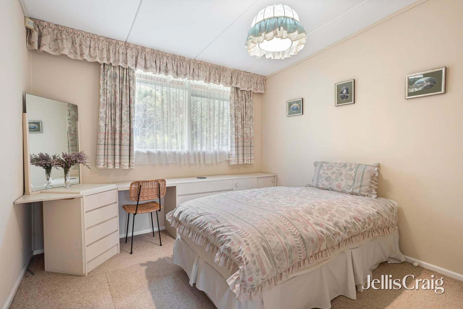 22-24 Feversham Avenue, Park Orchards image 9