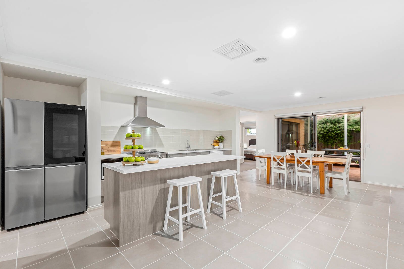 Property Gallery Thumbnail 6