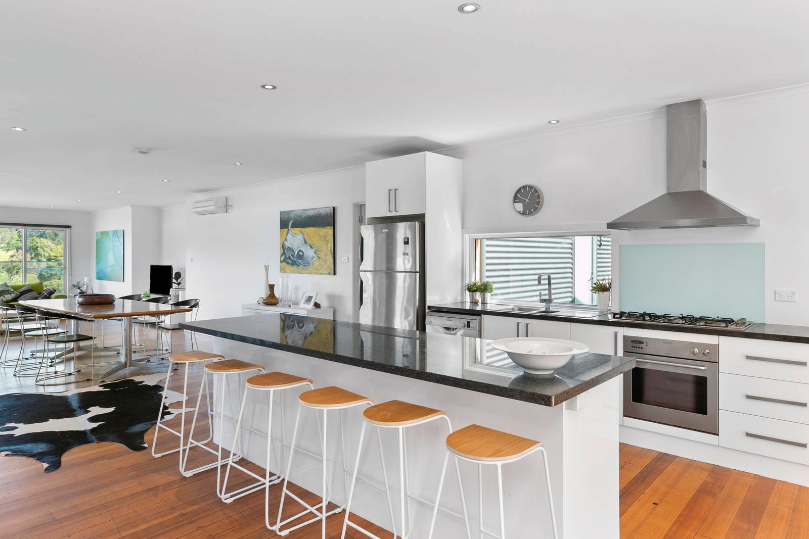 Property Gallery Thumbnail 4