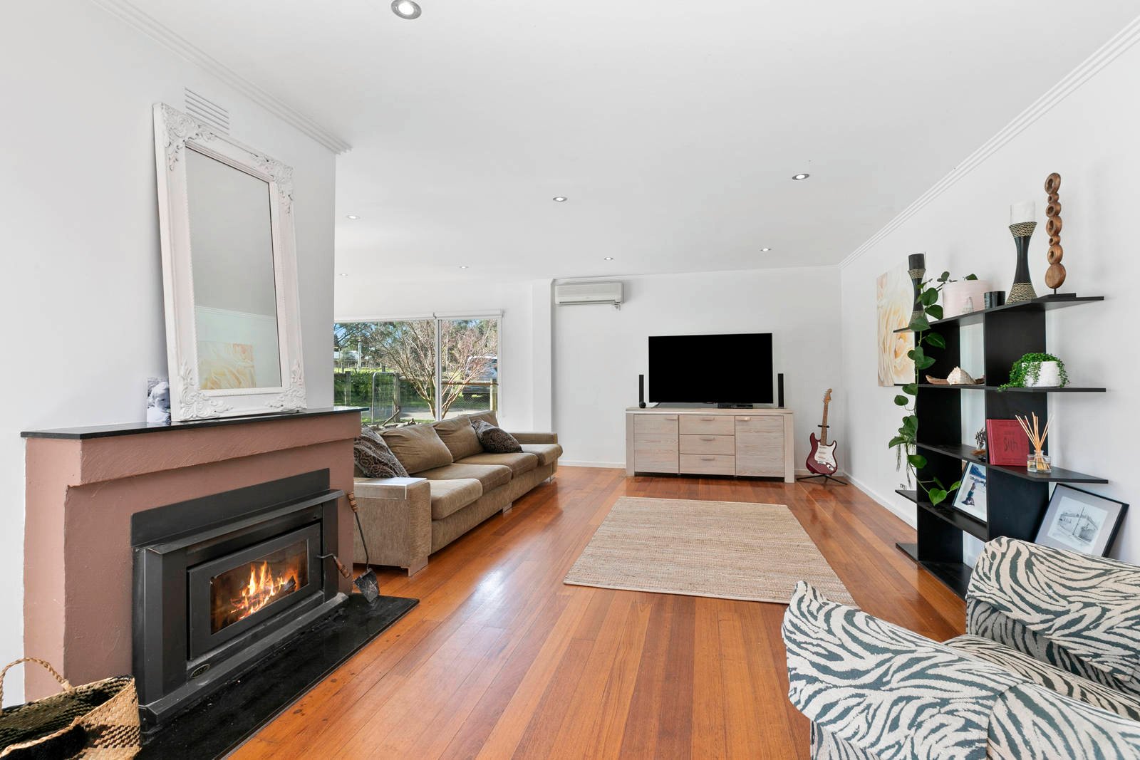 Property Gallery Thumbnail 8