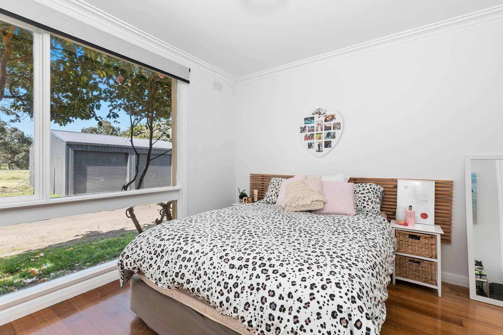 Property Gallery Thumbnail 11