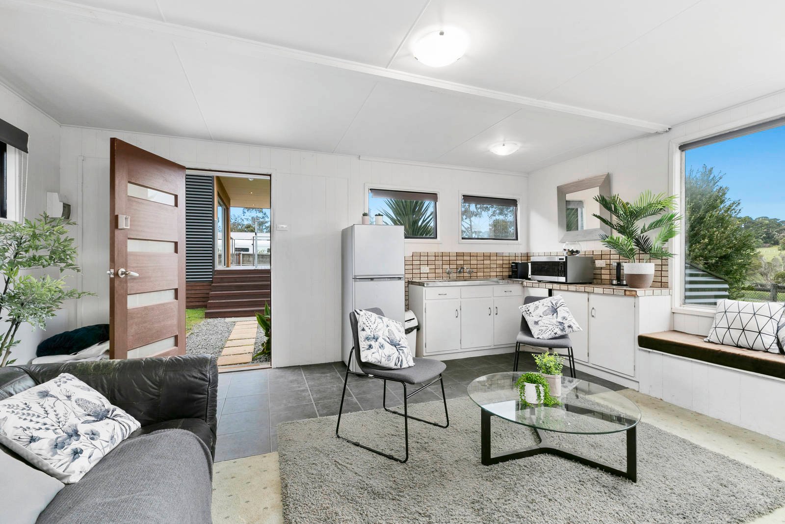 Property Gallery Thumbnail 12