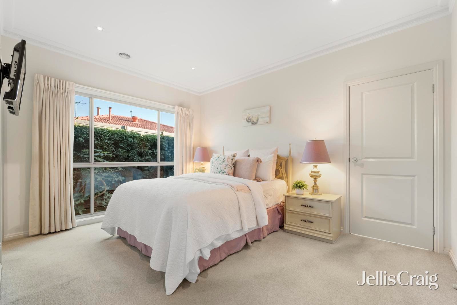 2/2-4 Flora Grove, Forest&nbsp;Hill image 5