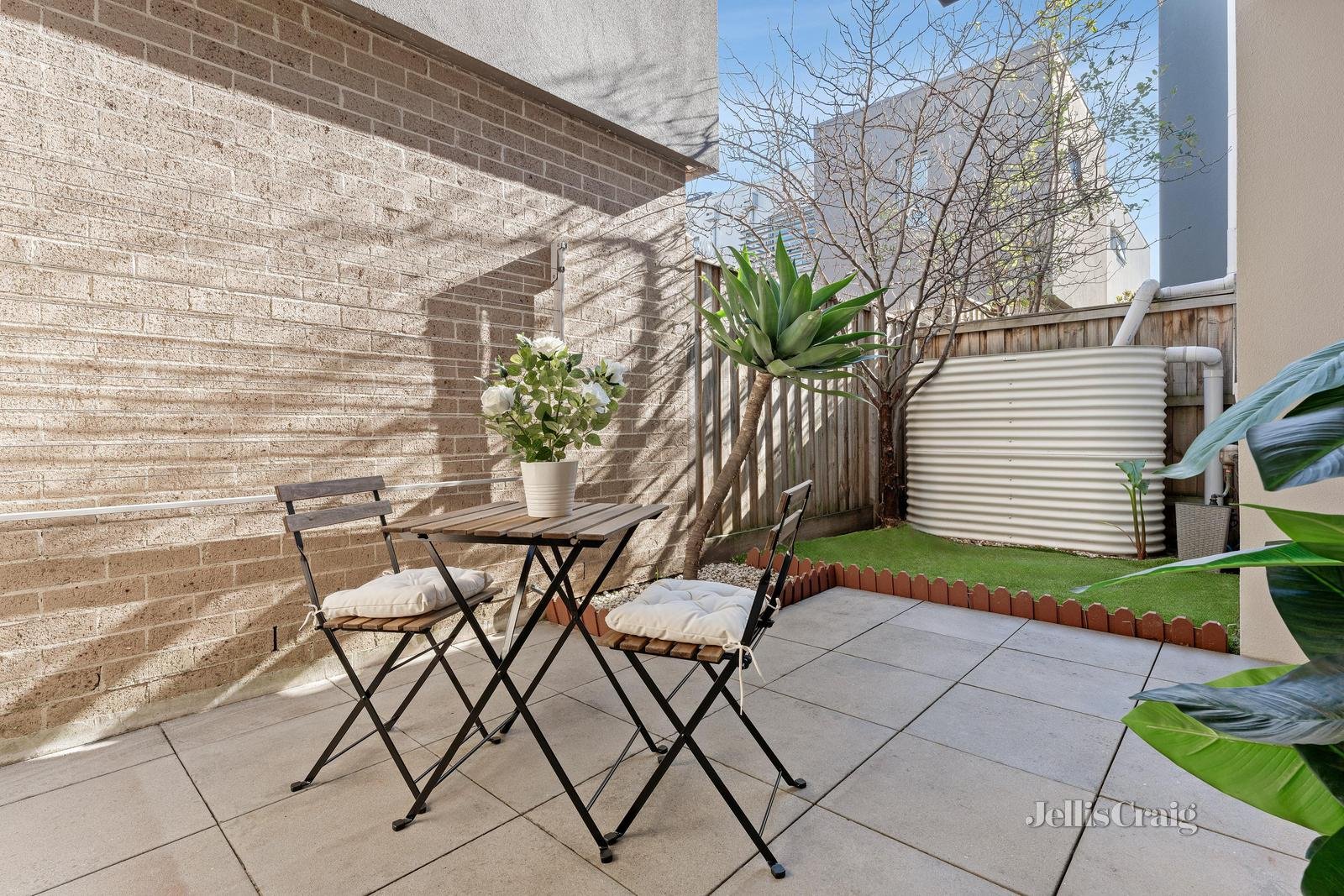 22 Abrahams Drive, Mentone image 14