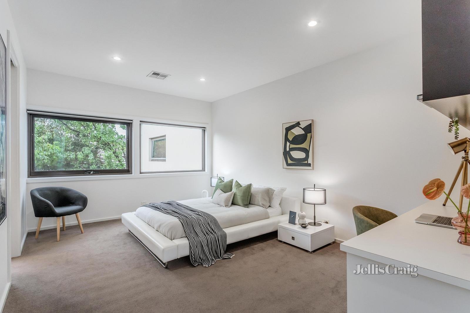 22 Albion Road, Glen Iris image 14