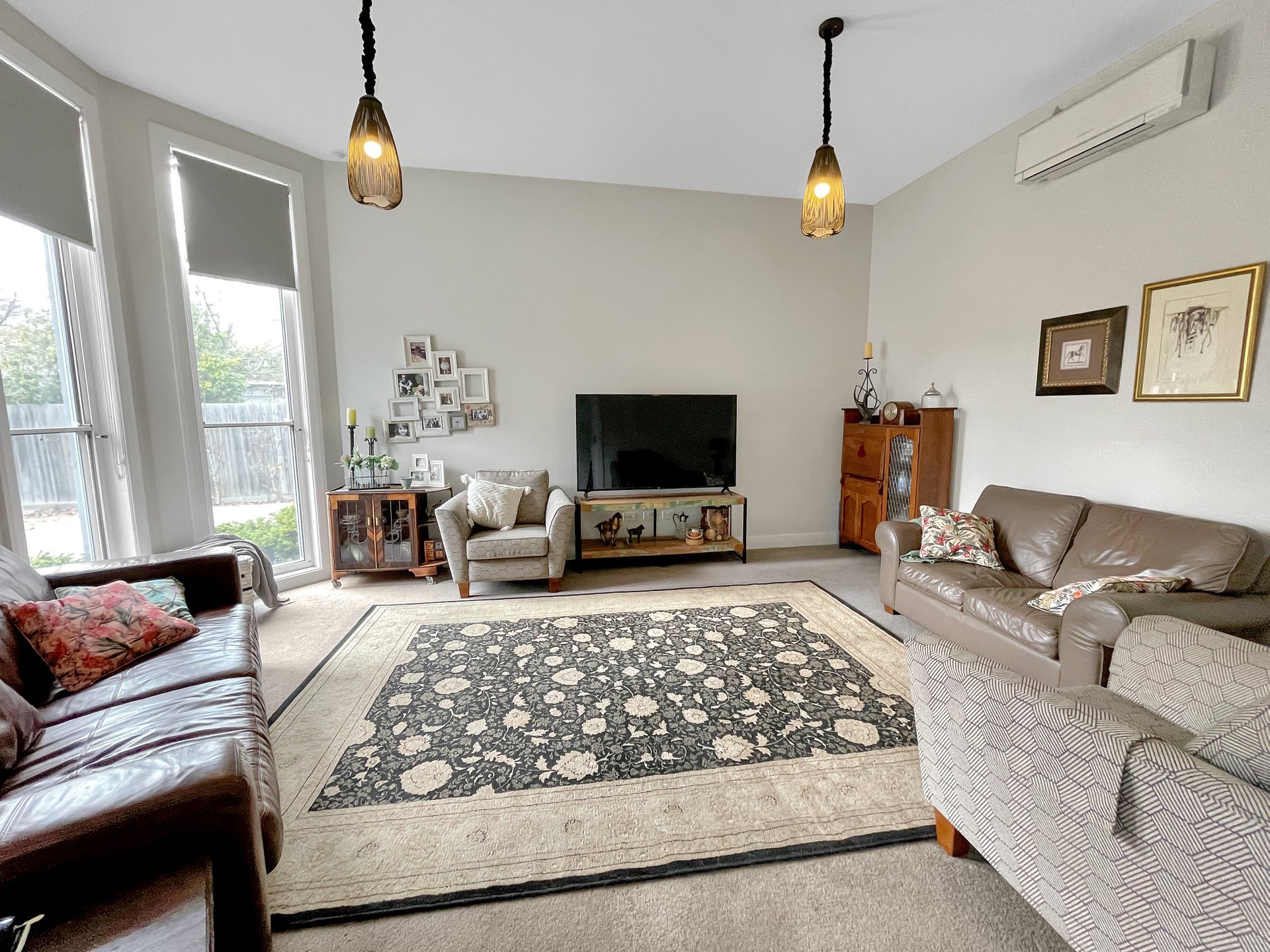 2/2 Alexandra Avenue, Geelong image 2