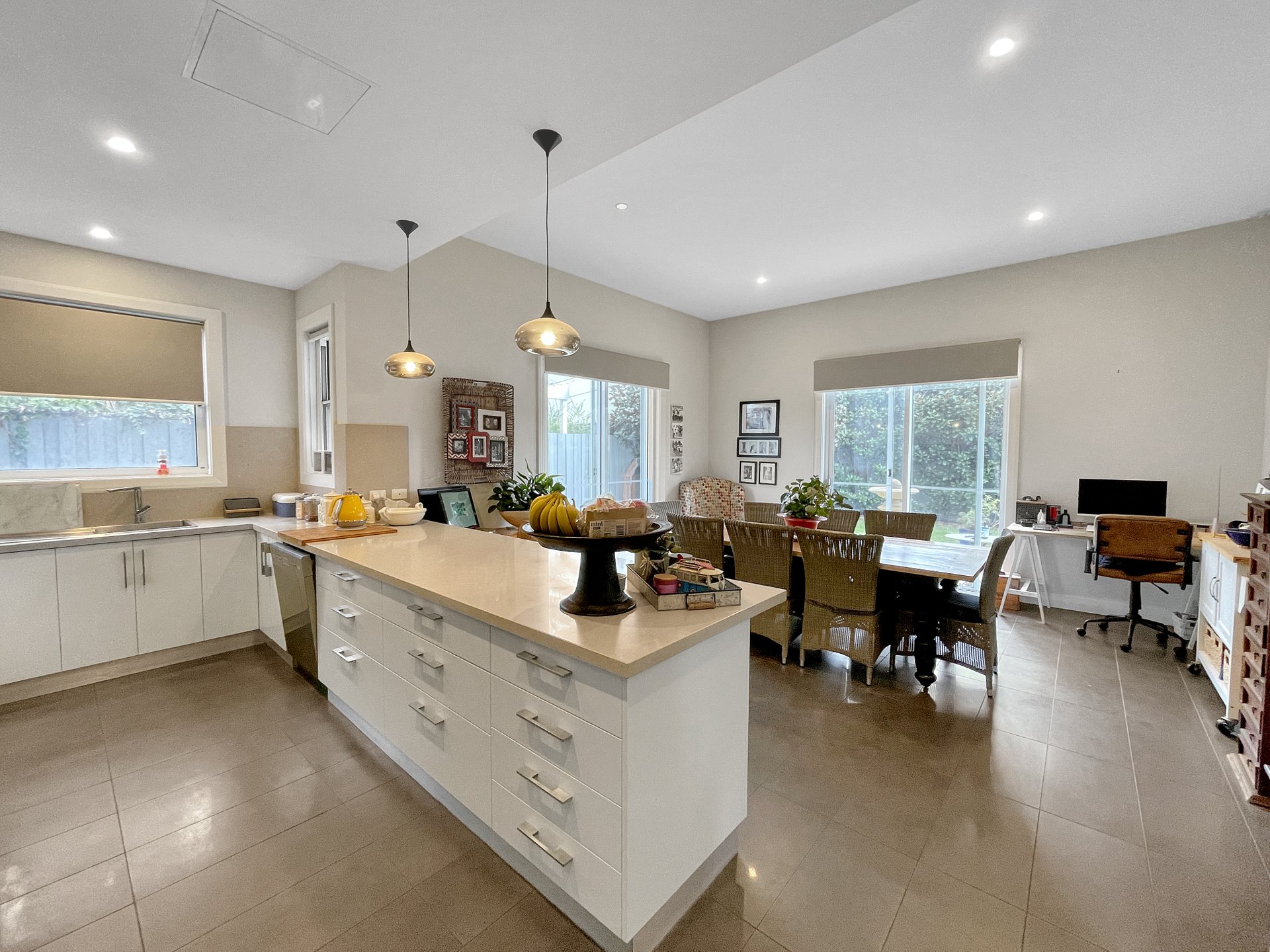 2/2 Alexandra Avenue, Geelong image 3