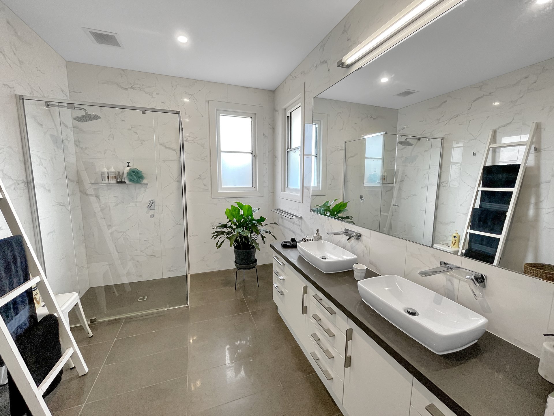 2/2 Alexandra Avenue, Geelong image 7