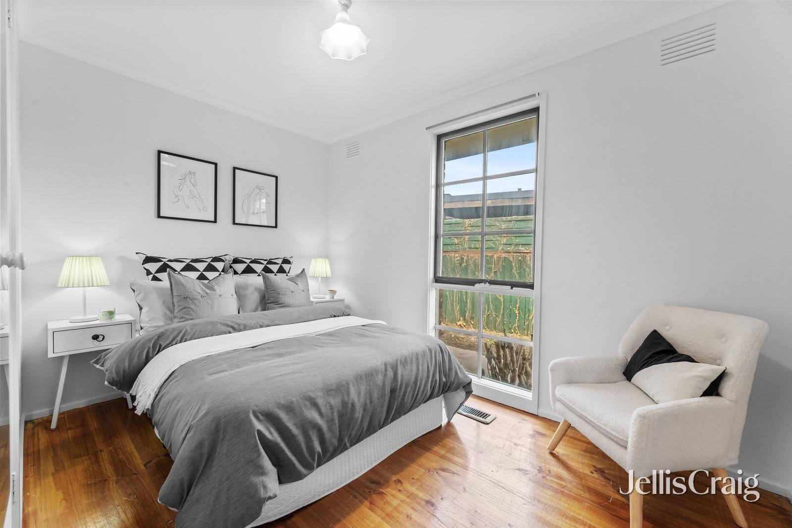 22 Almray Place, Glen Waverley image 8
