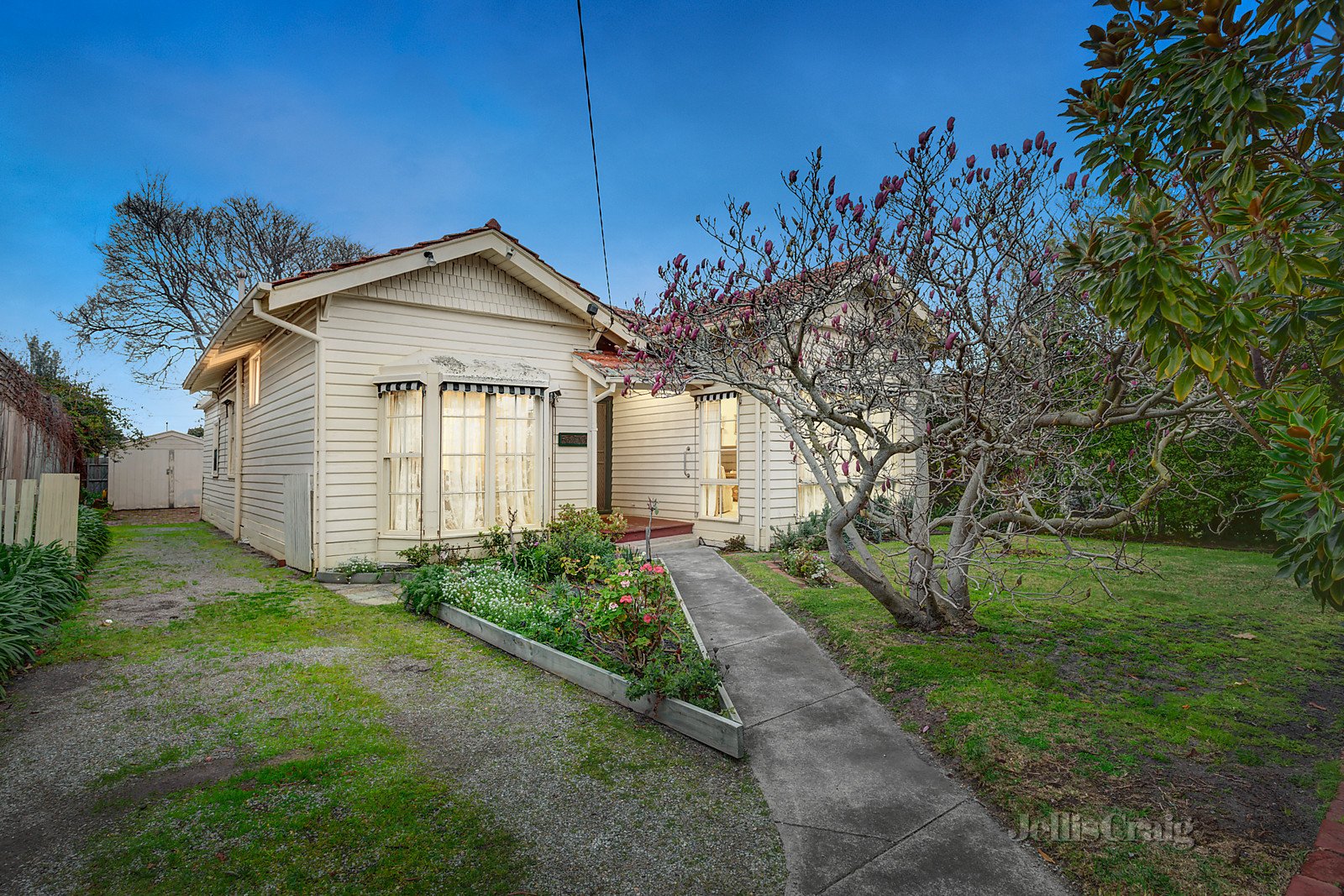 22 Amiens Street, Hampton image 1