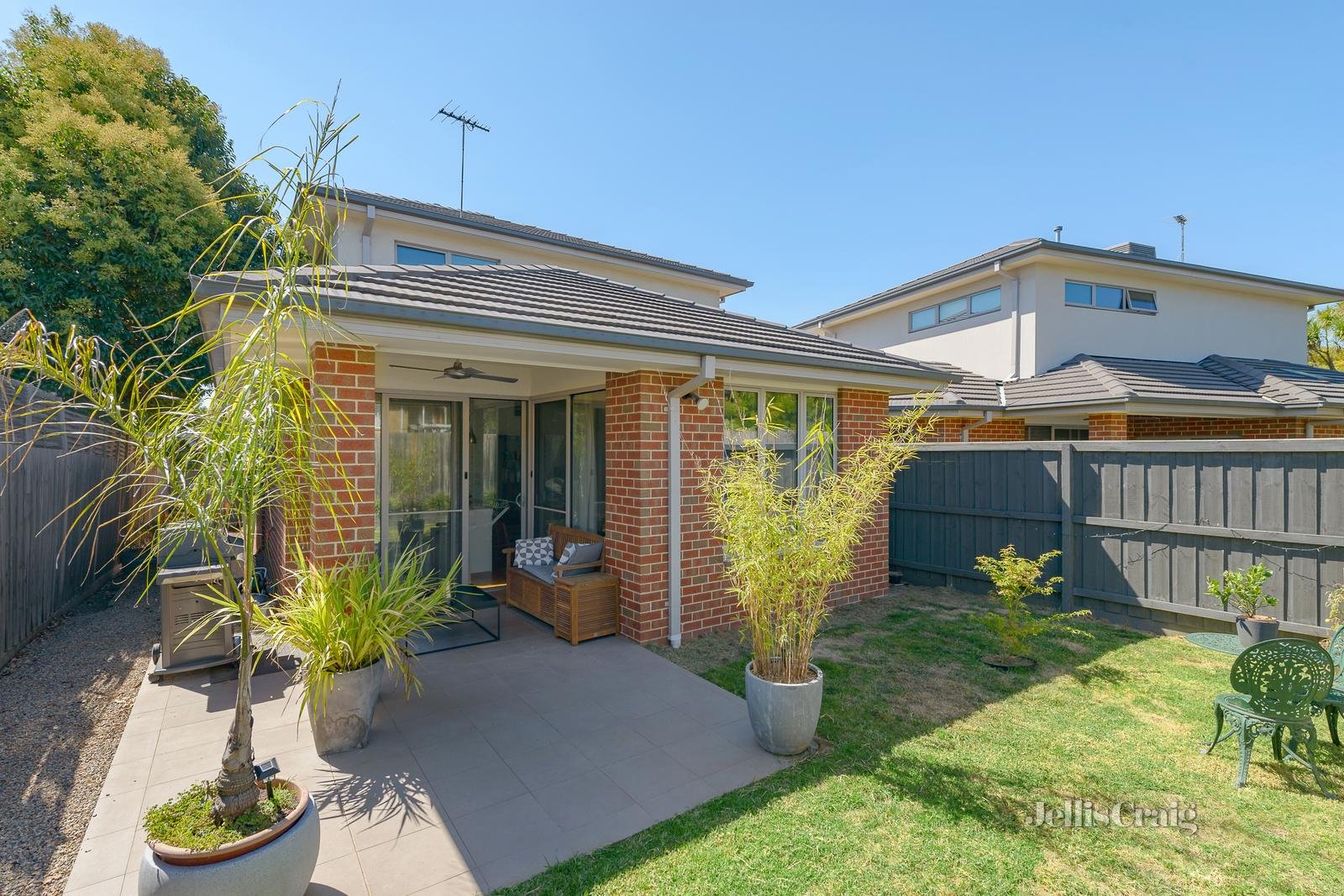 2/2 Anthony Crescent, Box Hill North image 9