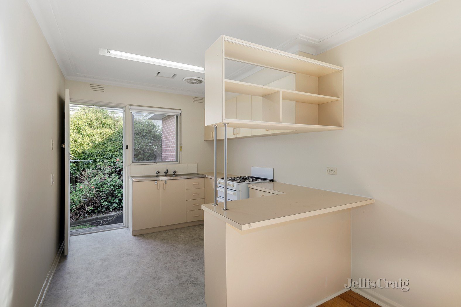 2/2 Arnott Street, Mont Albert North image 3