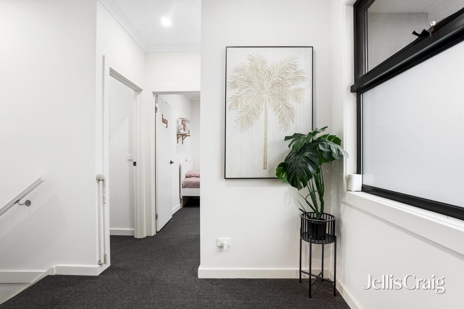 2/2 Ashdale Court, Springvale image 5