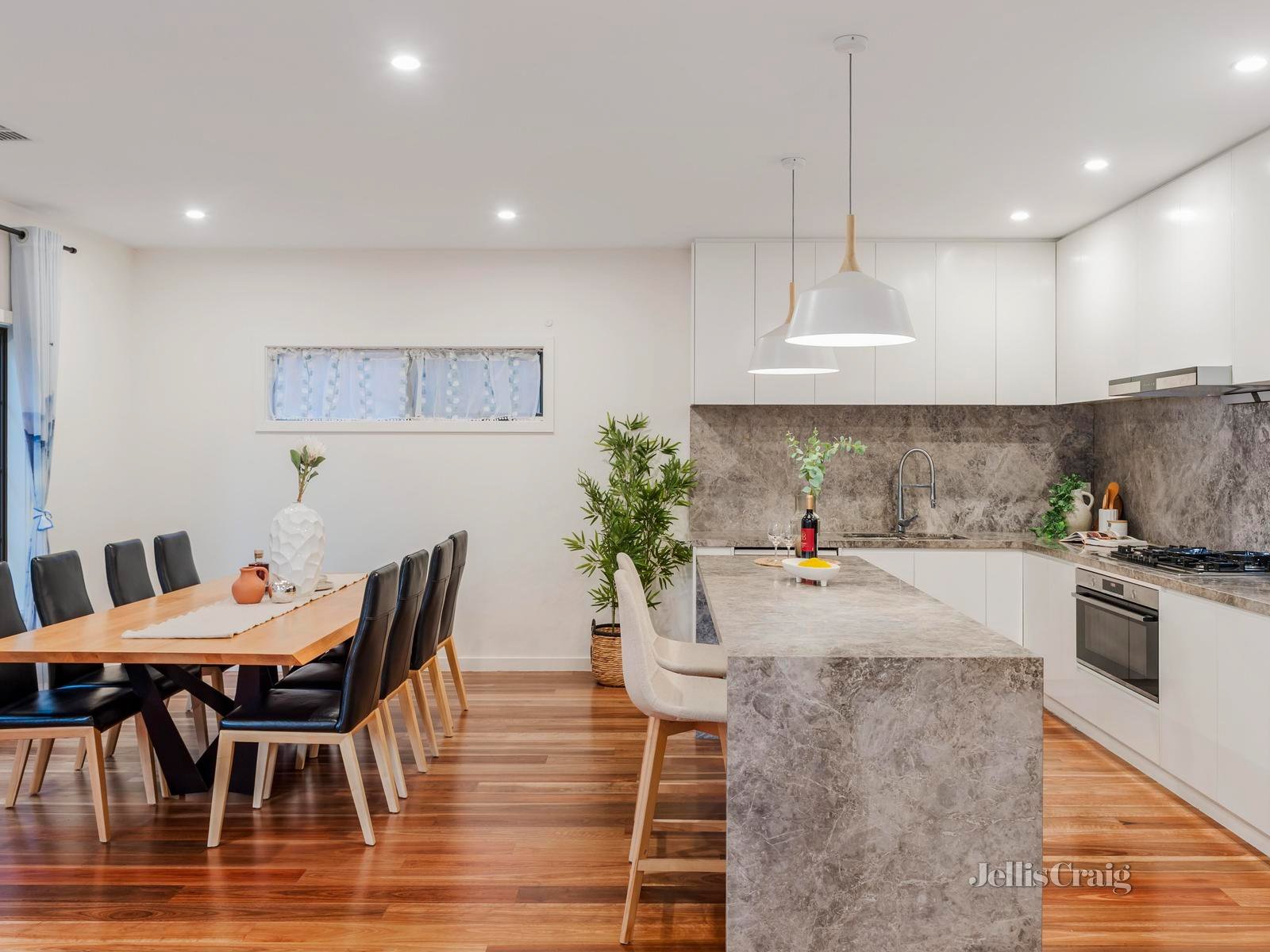 2/2 Ashford Street, Templestowe Lower image 5