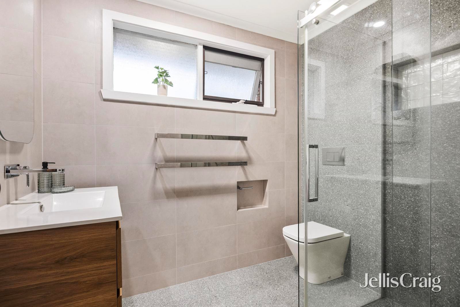 22 Ashford Street, Templestowe Lower image 8