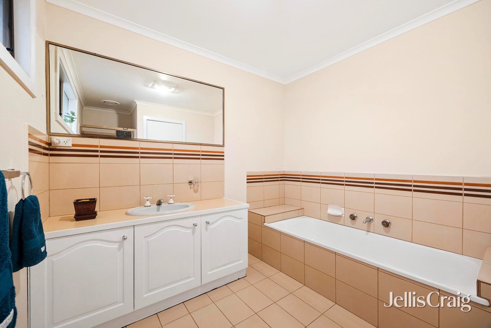 22 Ashford Street, Templestowe Lower image 11