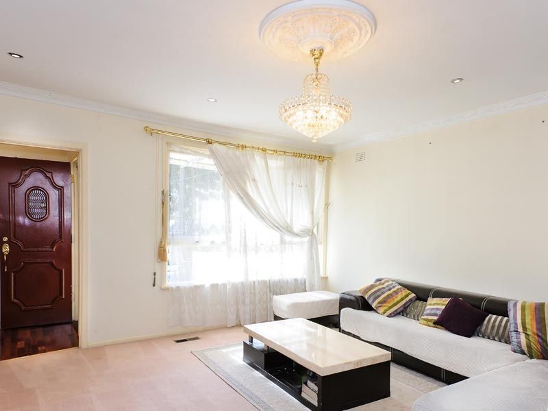 22 Aspinall Road, Box Hill North image 3