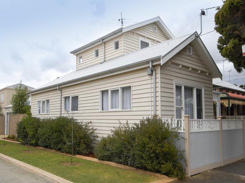 22 Balliang Street, South Geelong image 2