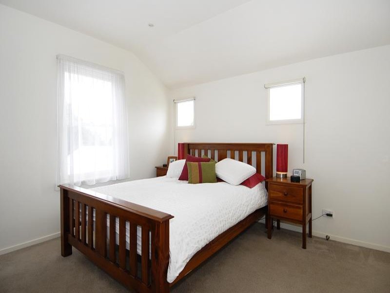 22 Balliang Street, South Geelong image 8