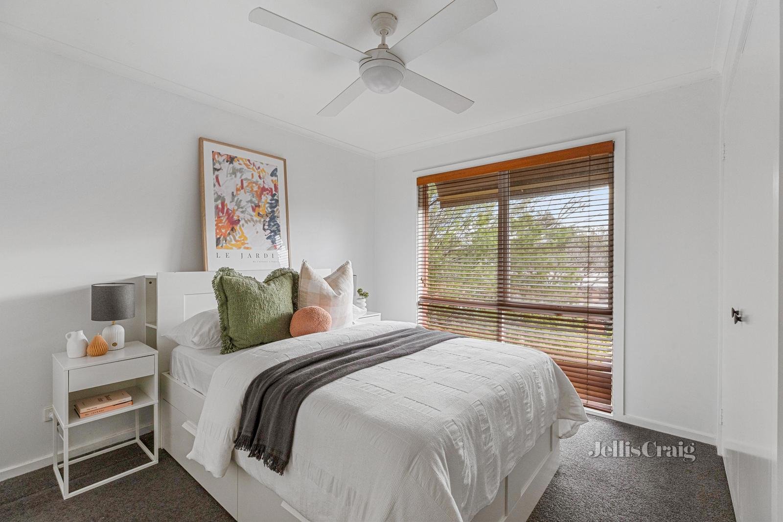 22 Balmoral Circuit, Eltham image 13