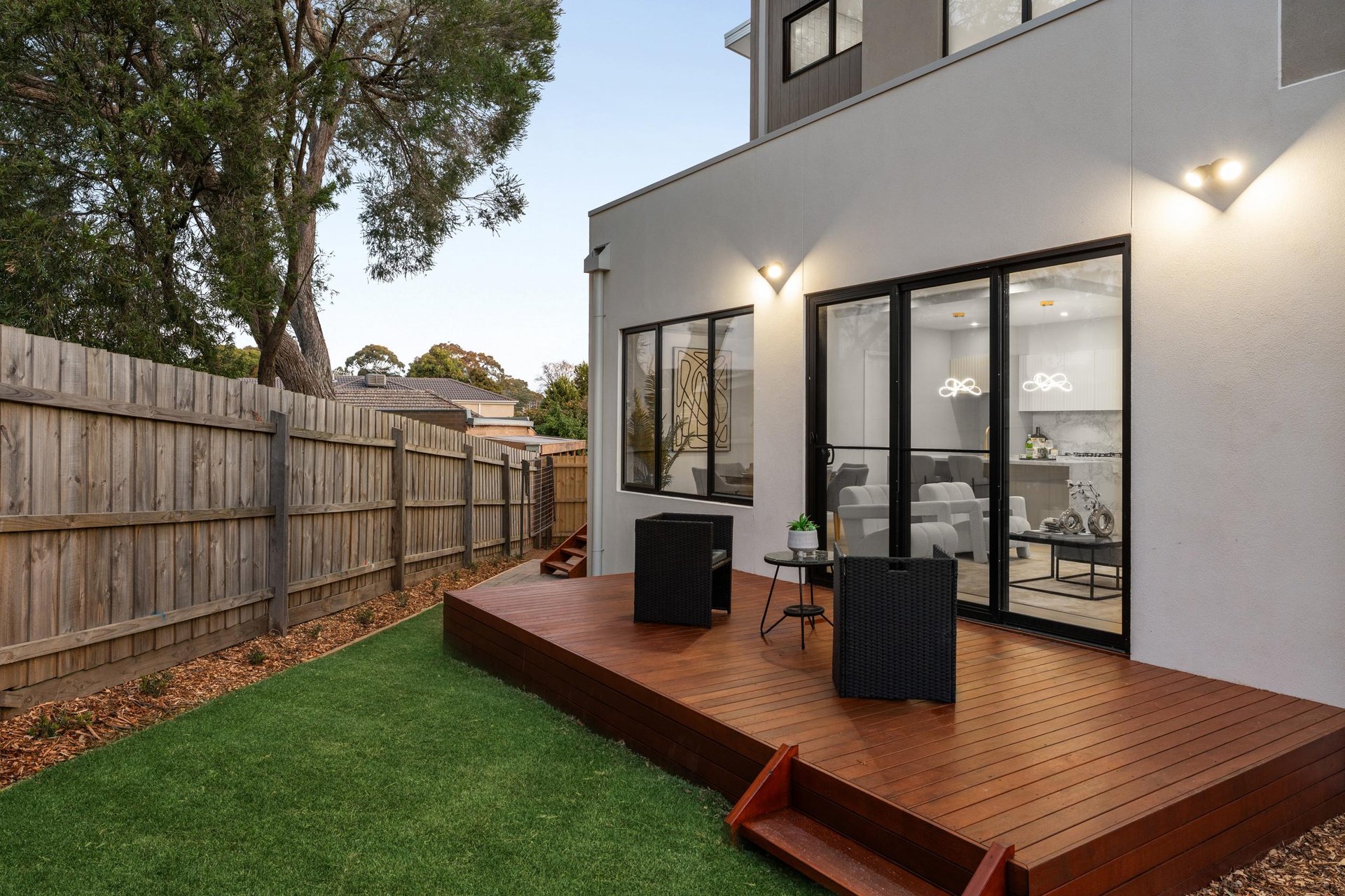 2/2 Bambra Court, Doncaster East image 16