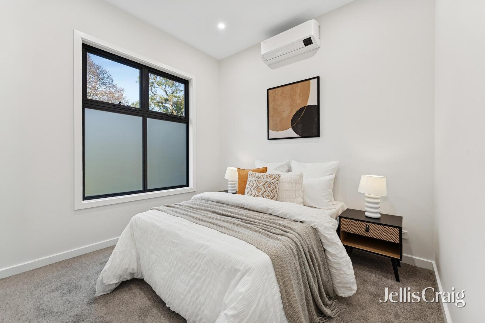 2/2 Bambra Court, Doncaster East image 13